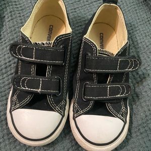 Black and white converse